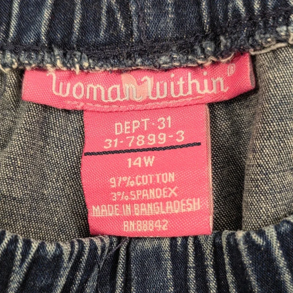 Woman Within Womens 14W‎ Blue Denim Pull On Capri Pants Elastic Waist Stretch